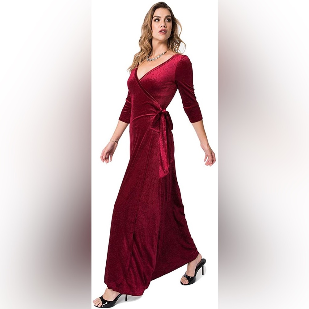 NWT Unique Vintage Voodoo Vixen Red Velvet Vampire Holiday Wrap Dress Medium